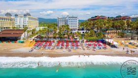HOLIDAY GARDEN RESORT