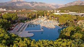 DOBEDAN WORLD PALACE
