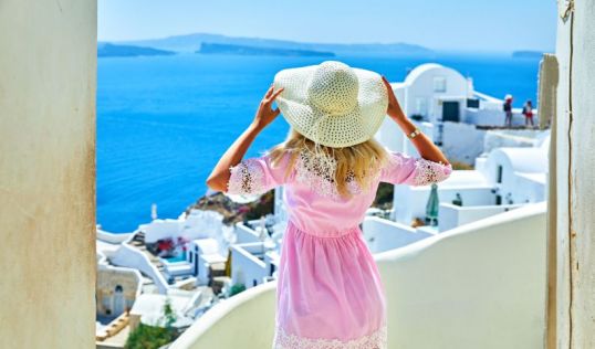 Великден на о. Санторини, Гърция със самолет от София – 3 нощувки