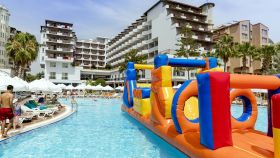 HOLIDAY PARK RESORT