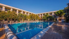 IRIS HOTEL