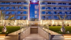 PREMIUM BEACH HOTEL
