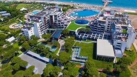 SELECTUM LUXURY RESORT