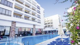MARLIN INN RESORT