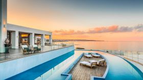 ABATON ISLAND RESORT& SPA