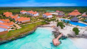 AZAO BEACH RESORT & SPA