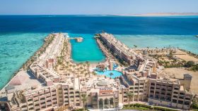 SUNNY DAYS EL PALACIO RESORT