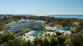 BERRY BLUE HOTEL
