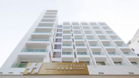 HOTEL HORIZONT