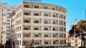 HOTEL LEONARDO