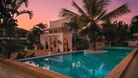 AHG HISIA NUNGWI EXPERIENCE HOTEL