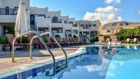 YRIA BEACH HOTEL