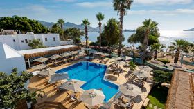 YALIPARK BEACH HOTEL