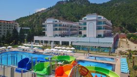 DOSINIA LUXURY RESORT