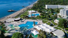 Mirage Park Resort Premium