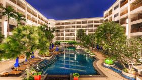 Deveena Plaza Patong