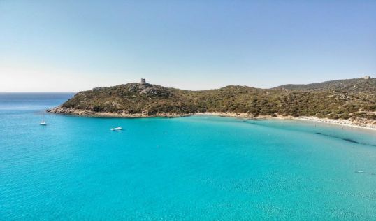 Почивка в тюркоазена Сардиния - полет от София