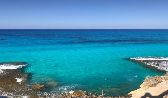 Египетски Малдиви - Алмаза Бей - синьо, спокойно и безкрайно красиво с полет от София