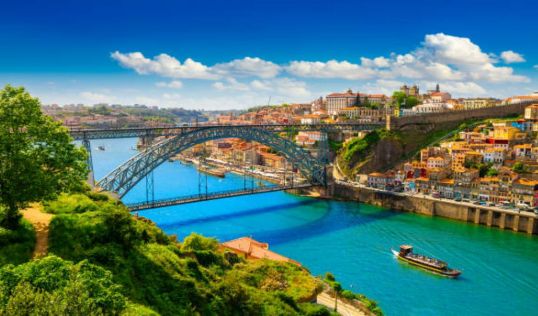 Иберийски шедьоври - Мадрид и Лисабон - полет от Варна - хотели 3/4*