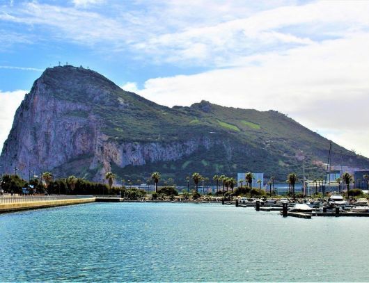 Между два континента - от Малага до Маракеш - 06.05 и 03.11- полет от Варна