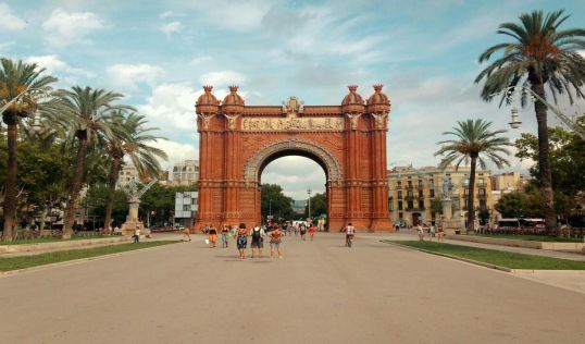 Барселона за всеки- полет от Варна 29.09