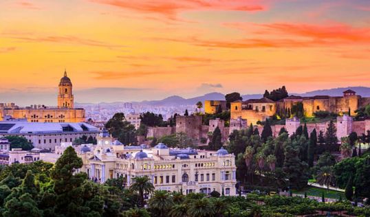 Икономично предложение  - Андалусия и Португалия - 29.04 и 27.10 - полет от Варна - хотели 3*