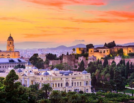 Икономично предложение  - Андалусия и Португалия - 29.04 и 27.10 - полет от Варна - хотели 3*