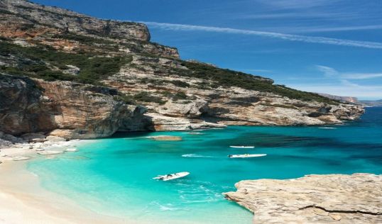 Почивка в тюркоазена Сардиния от Варна с ПОДАРЪК - екскурзия до Алгеро
