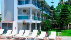 CLOVER MAGIC ALTINKUM PARK SIDE HOTEL