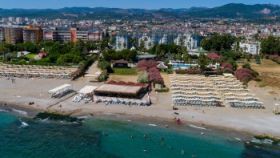 THE GARDEN BEACH