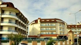 RAMADA RESORT BY WYNDHAM SIDE