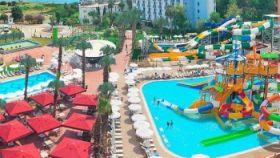 CLUB AQUA PLAZA HOTEL