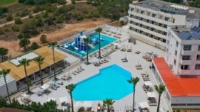 TOXOTIS HOTEL