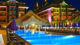 SIAM ELEGANCE