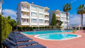 NEW GARDEN HOTEL SIDE