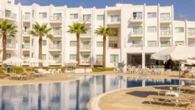 PAPANTONIA HOTEL APTS