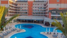 INSULA RESORT