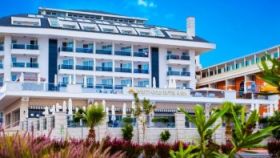 White Gold Hotel & Spa