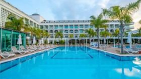 KARMIR RESORT & SPA