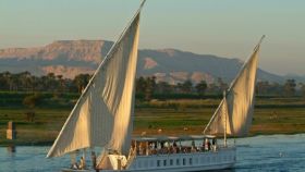 КРУИЗЕН КОРАБ (ЛУКСОР - АСУАН)