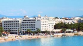 TUNTAS BEACH HOTEL