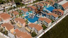 CRYSTAL CLUB WORLD OF COLOURS RESORT & SPA
