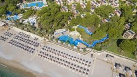 PIRATES BEACH CLUB