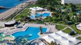 MIRAGE PARK RESORT