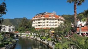 FORTUNA BEACH HOTEL