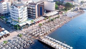 HONEYMOON HOTEL