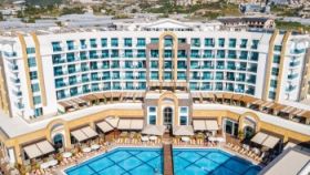 THE LUMOS DELUXE RESORT HOTEL & SPA