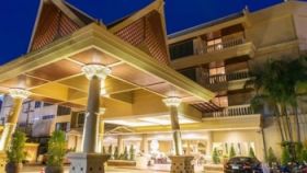 BEYOND RESORT KATA