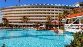 CRYSTAL ADMIRAL RESORT