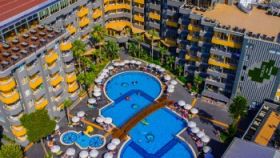SENZA GRAND SANTANA HOTEL